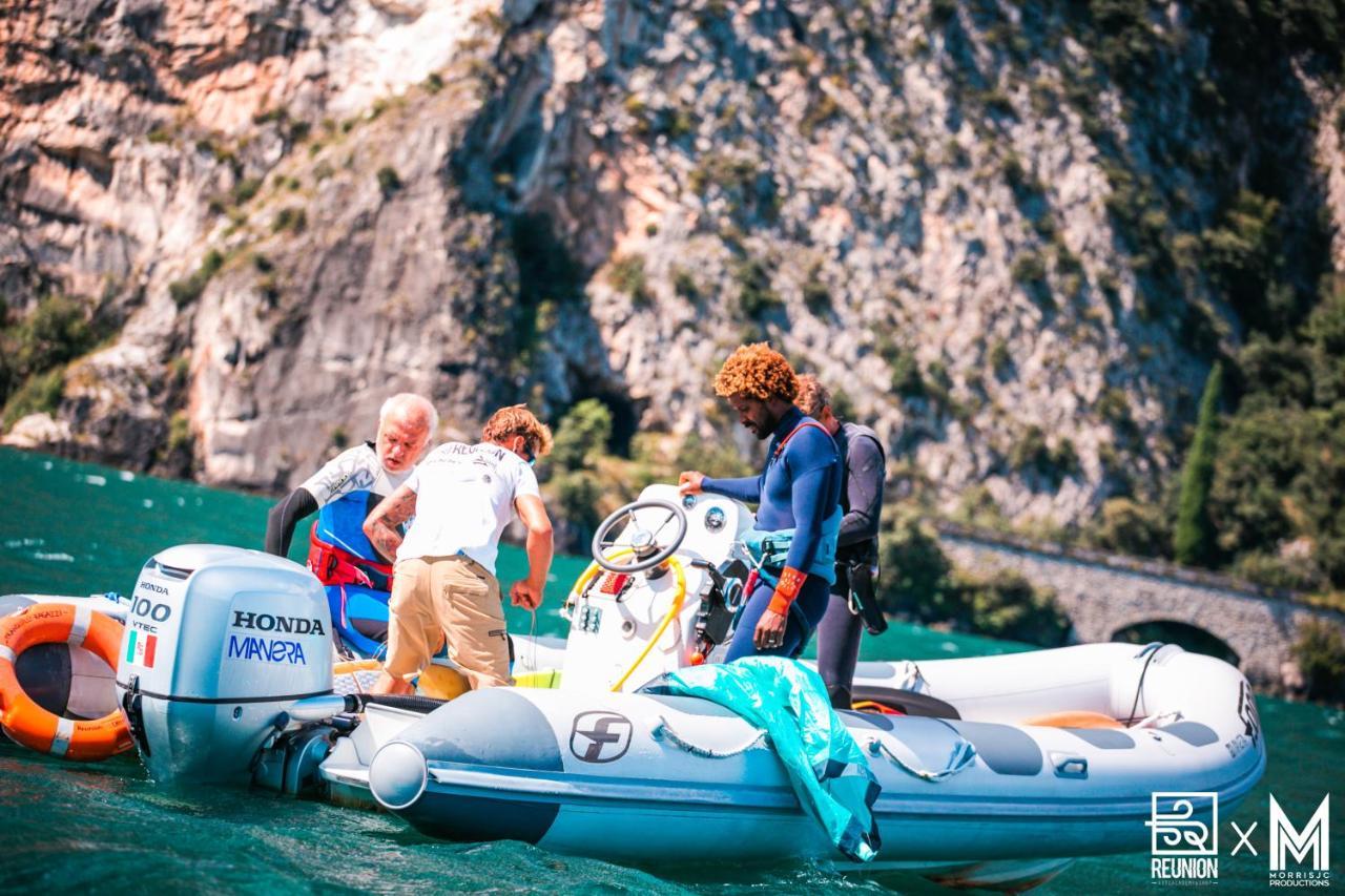 "La Locanda" Campione Del Garda Vandrehjem Eksteriør billede